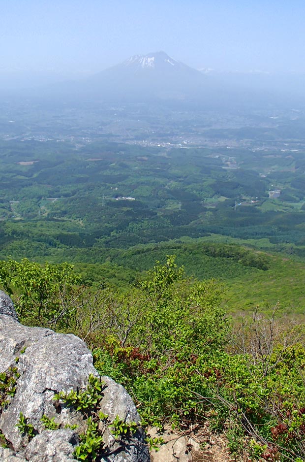 姫神山の山頂からの眺め